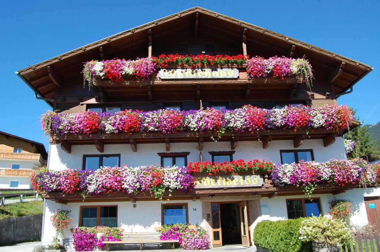 Gaestehaus Edelweiss Райт бай Зеефелд Екстериор снимка